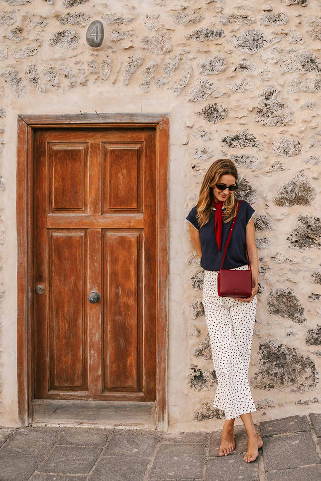 bolso de piel de napa y ante buxus rojo modelo fuerteventura 2