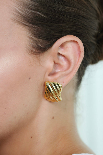 Miss Cecilia | Oversized Wave Stud Earrings