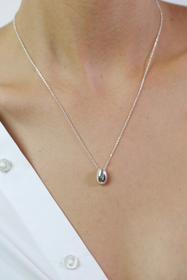 Miss Cecilia | Egg Necklace