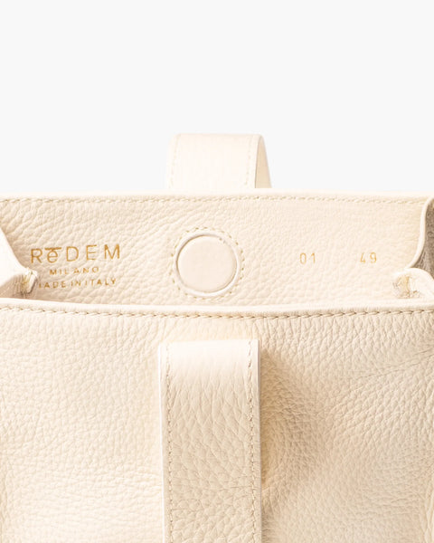 Redem Milano | Middlemist Conchiglia
