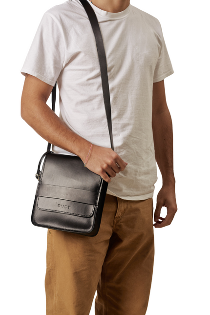 The Dust Company | Shoulder bag Messenger Mod 114 black