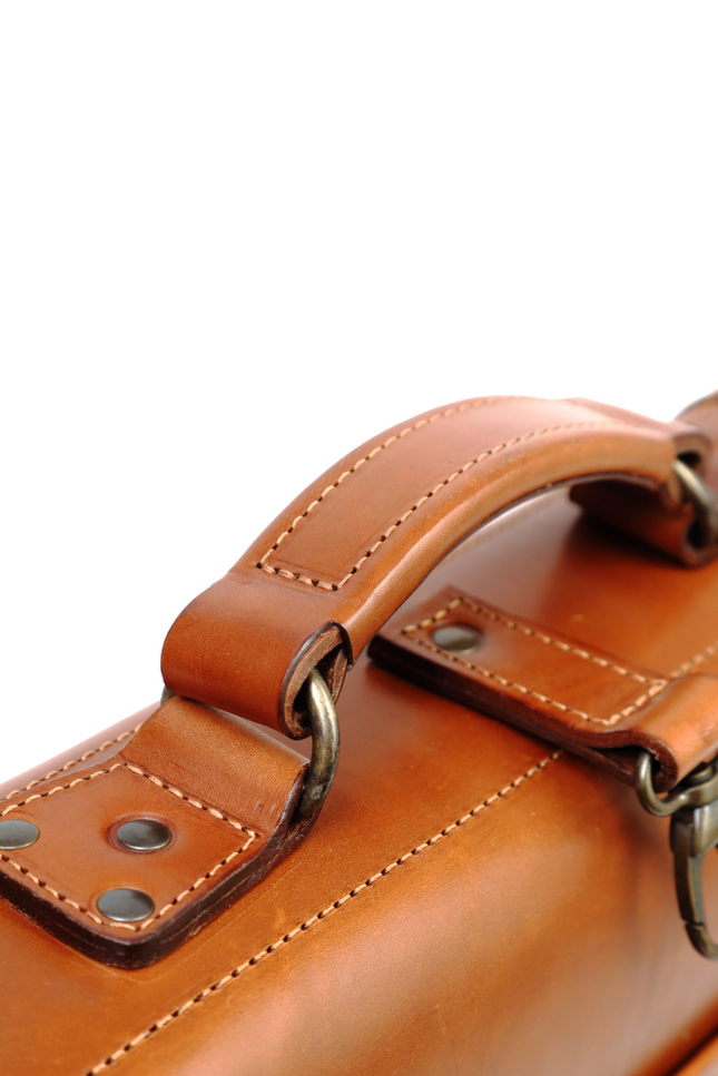The Dust Company | Briefcase Mod 101 brown