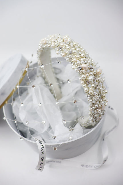 Eva Oherjus I Blanca Pearl Crown with Pearl or Crystal Veil