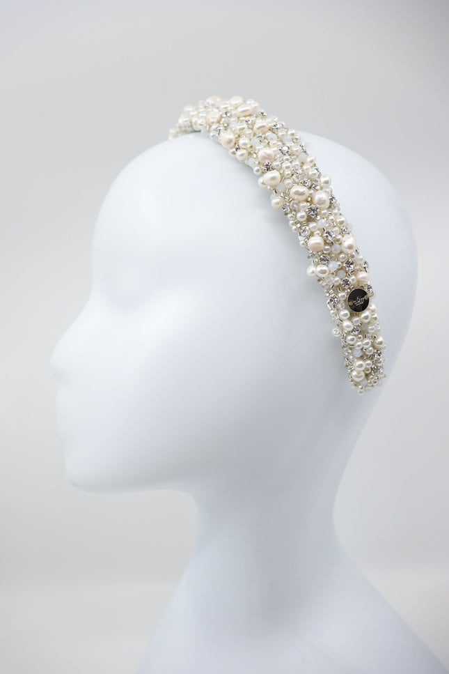 Eva Oherjus I Blanca Pearl Crown