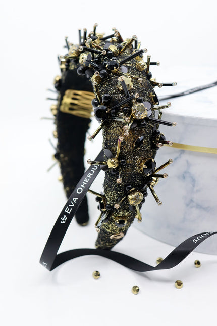 Eva Oherjus I Aurum Noir Crown
