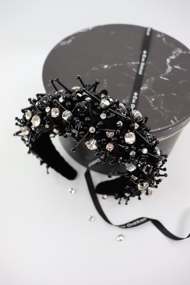 Eva Oherjus I Ariana Crown
