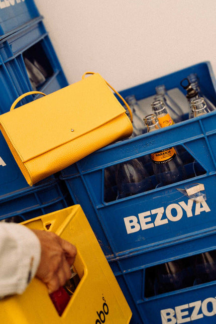 bolso cymbella piel vacuno color mango exterior