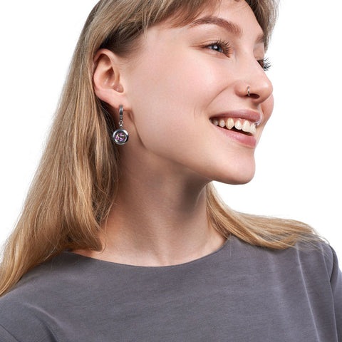 My Little Nature I Dangle Huggie Earrings With Heather Flower