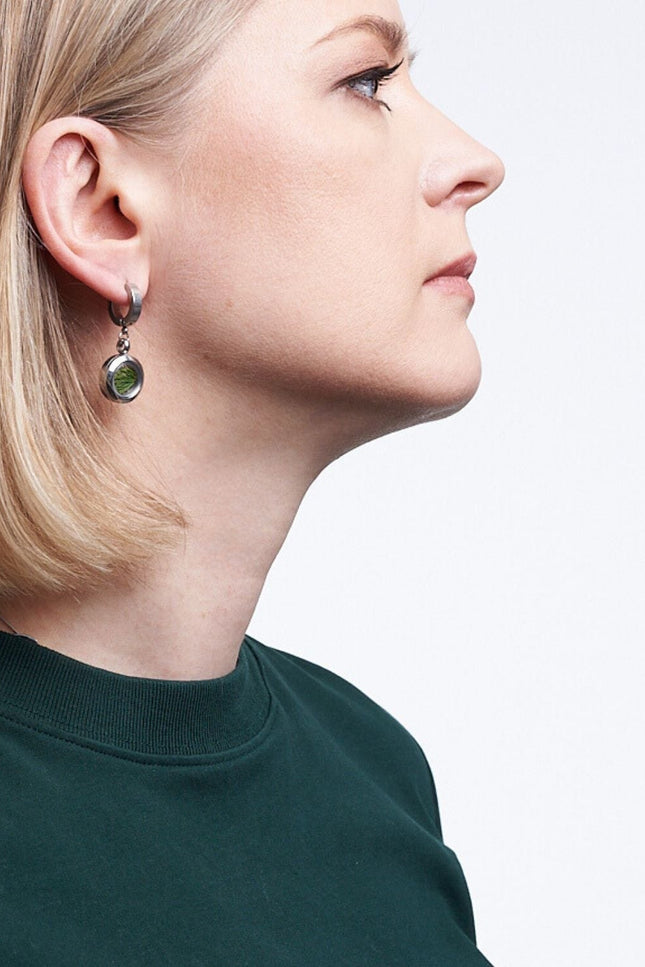 My Little Nature I Dangle Huggie Earrings With Pine Needles