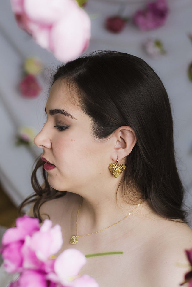 Pezi Jewellery | Eros huggie Zirconia