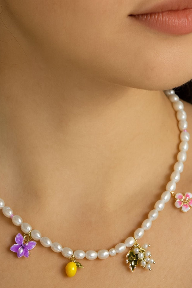 My Little Nature I Handmade Freshwater Pearl Necklace with Front Metallic Line – Elegant Jewelry Gift