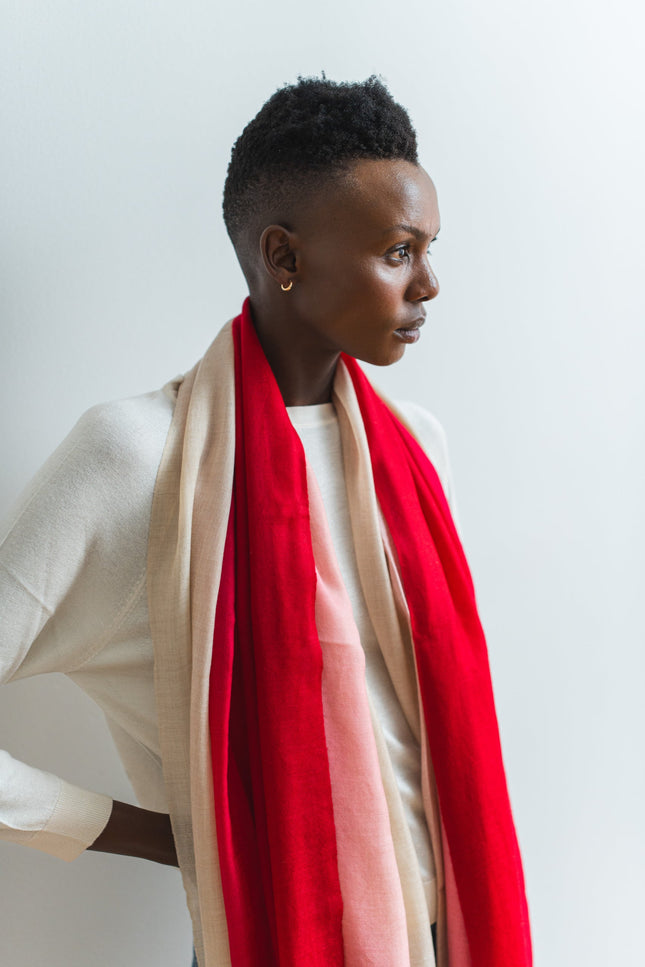 Bel Cashmere | Fular fino de cashmere rojo degradado