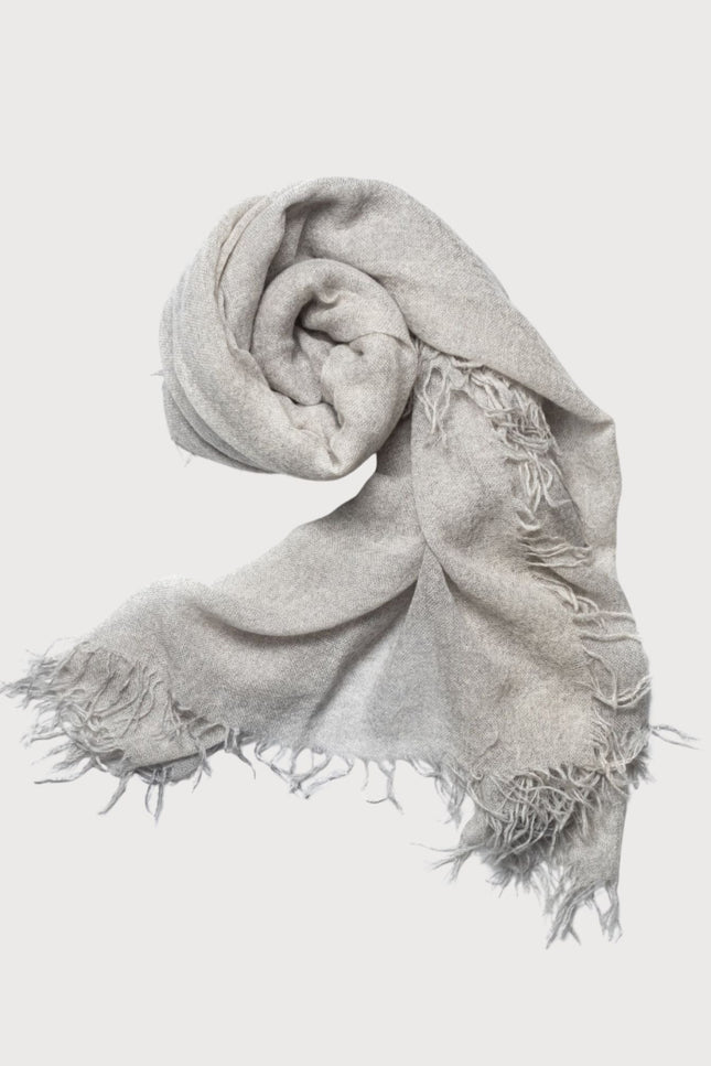Bel Cashmere | Fular de cashmere fino con flecos gris