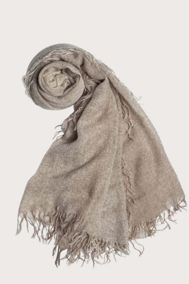 Bel Cashmere | Fular de cashmere fino con flecos marrón orgánico
