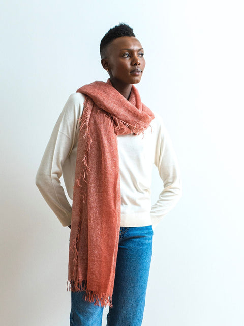 Bel Cashmere | Fular de cashmere fino con flecos rojo mineral