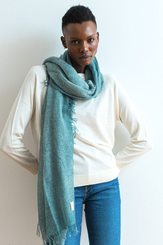 Bel Cashmere | Fular de cashmere fino con flecos verde