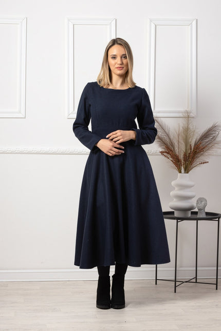 Fit and flare silhouette - from NikkaPlace | Effortless fashion for easy living