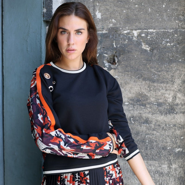 Lalipop Design | Sweatshirt with Eyelet Details & Camo Digital Print