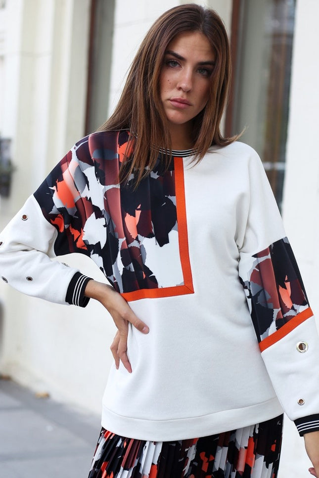 Lalipop Design | Sweatshirt with Eyelet Details & Abstract Camo Print