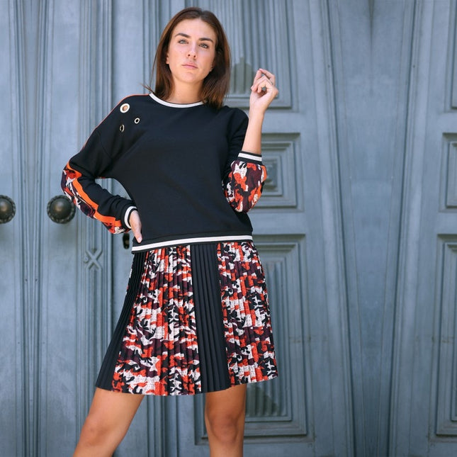 Lalipop Design | Sweatshirt with Eyelet Details & Camo Digital Print