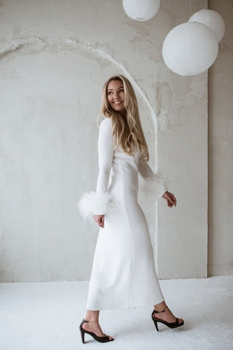 Monala | Knitted slim fit midi merino wool dress