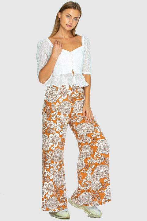 State Of Georgia I BOARDWALK LINEN PANT Wallpaper Almond