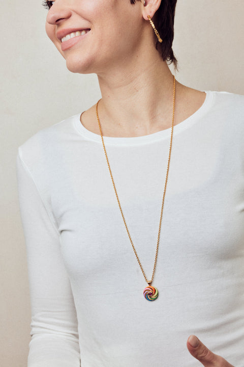Après Youth I Catherine Spinning Enamel Necklace