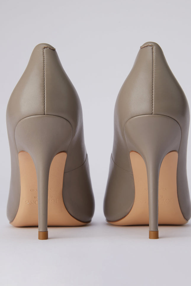 Icy Wong | Etain Grey Pumps