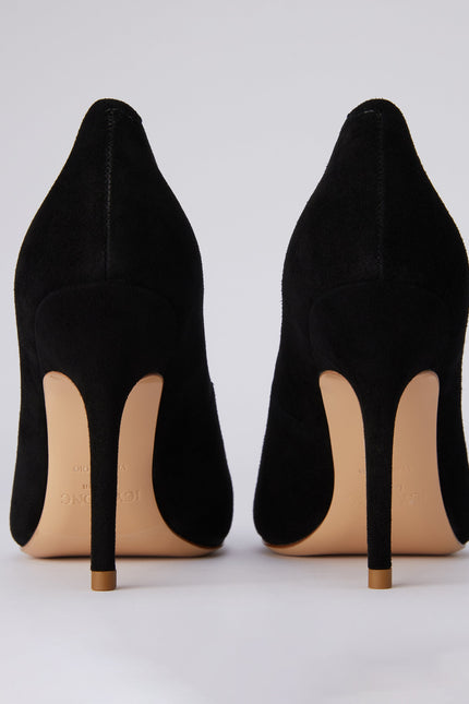 Icy Wong | Black Suede pumps