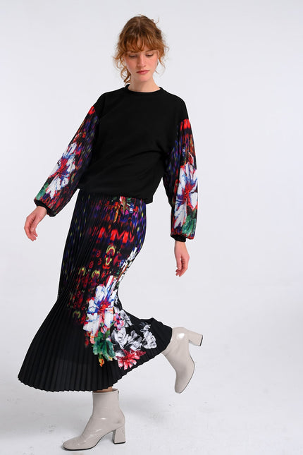 Lalipop Design | Sweatshirt with Printed Chiffon Pleated Sleeves