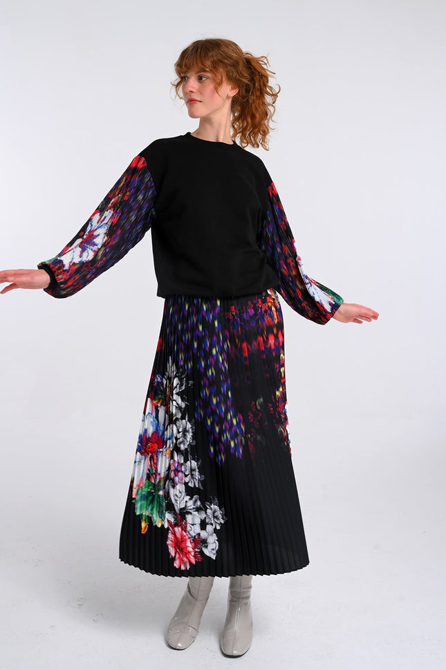 Lalipop Design | Sweatshirt with Printed Chiffon Pleated Sleeves