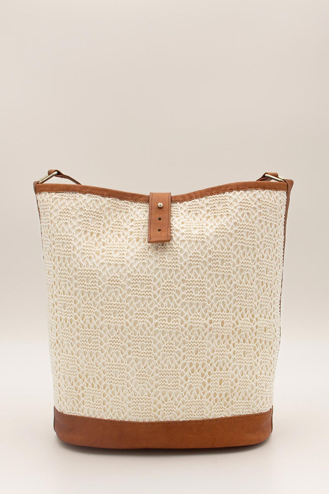 bolso piel y tela crochet de algodón y polyester reciclado mirta foto estudio 2