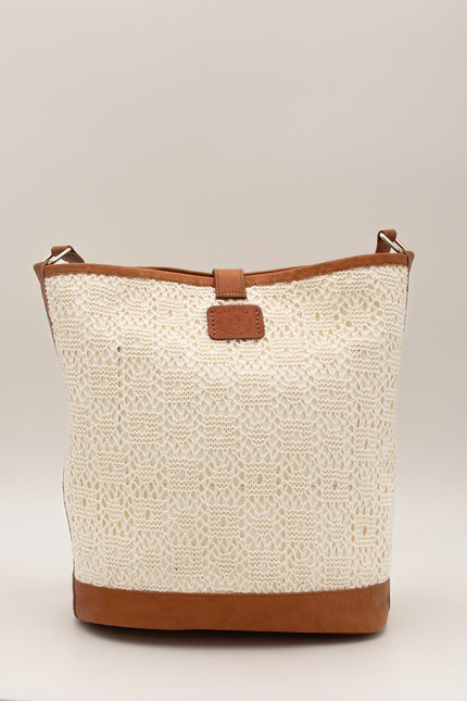 bolso piel y tela crochet de algodón y polyester reciclado mirta foto estudio 3