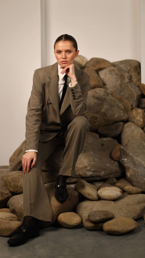 BÚDZIKO | MONICA PLEATED SUIT PANTS