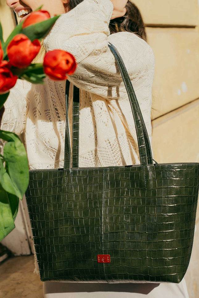 bolso piel cocodrilo nara verde modelo street flores 2