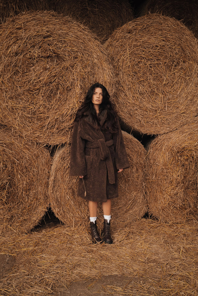 Anna Led | Wool/Silk Teddy Robe Style Coat