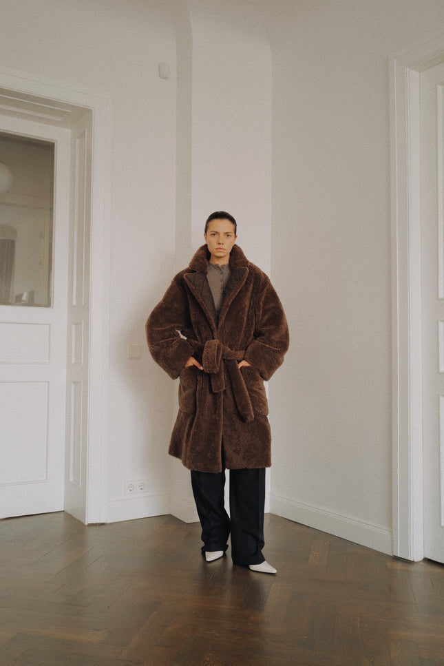 Anna Led | Wool/Silk Teddy Robe Style Coat