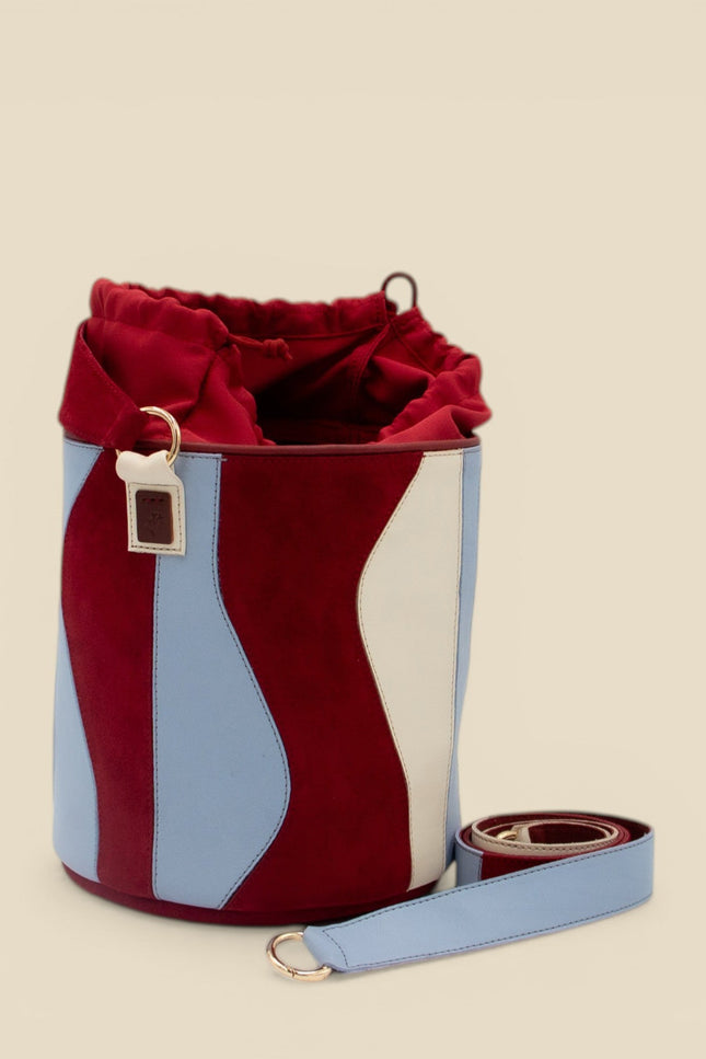foto estudio bolso piel tambour organico flame abierto