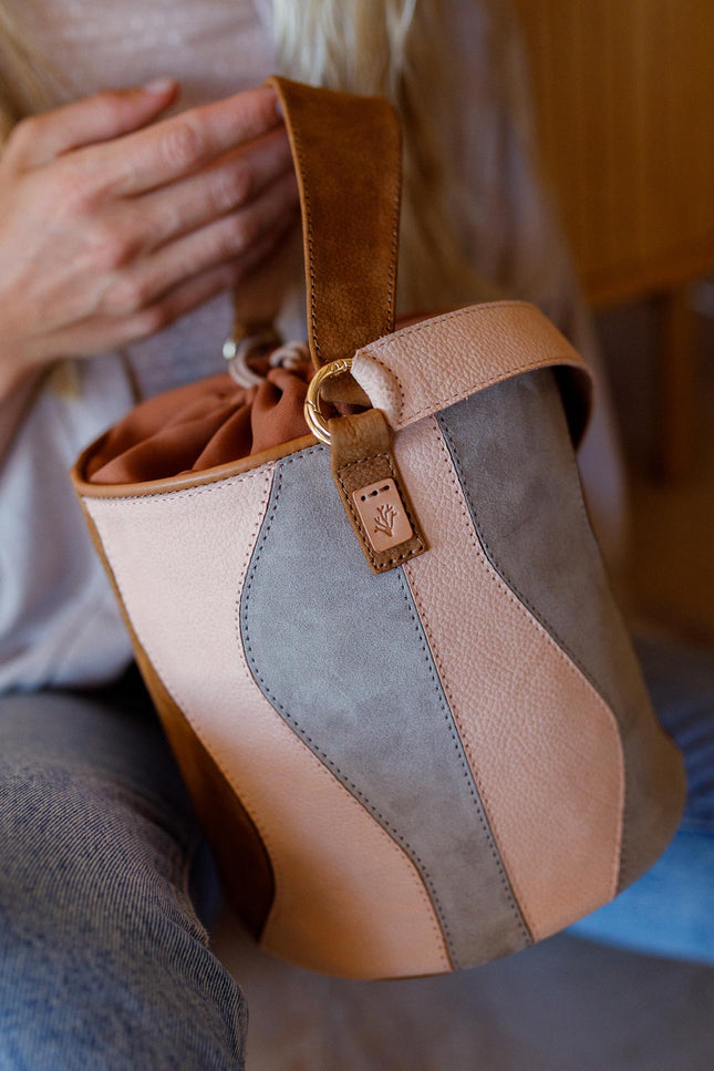 bolso piel nobuck y ante tambour organico sienna modelo 2