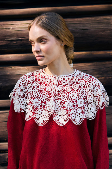 Pat Sege | Pelerynka collar