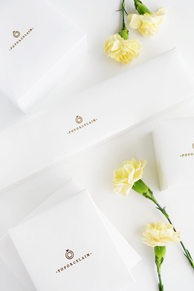 Poporcelain | Rose with Pearl Ring