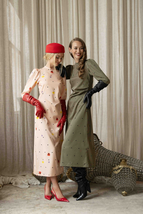 RainSisters | Long Sleeve Midi Dress in Green | Dotted Charm