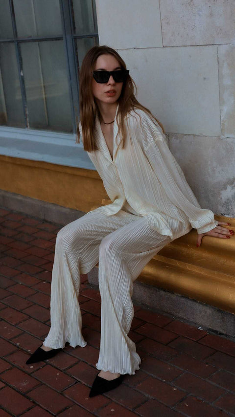 BÚDZIKO | AMELIA CREAMY PLEATED PANTS