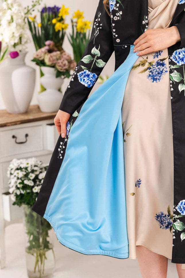Women’s long waterproof coat with blue Italian satin lining