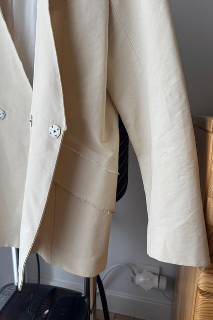 Selera | Item 1. Ivory jacket