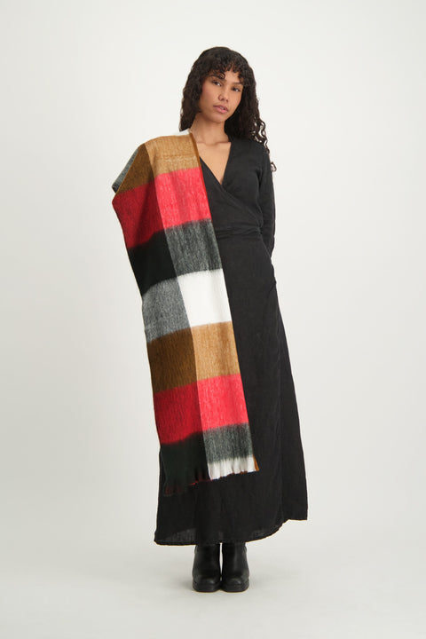 Alpaca Loca | Scarf Blocked Red, Black and Naturals