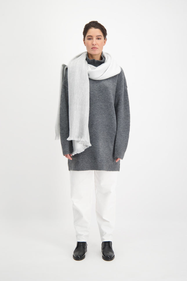Alpaca Loca | Double Scarf Light Grey / White