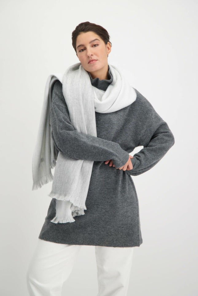 Alpaca Loca | Double Scarf Light Grey / White