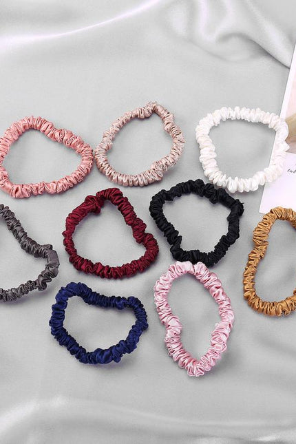 Soft Strokes Silk | Float Skinny Hair Band