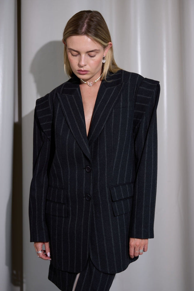 BÚDZIKO | EMILY BLAZER WITH EXAGGERATED SHOULDERS